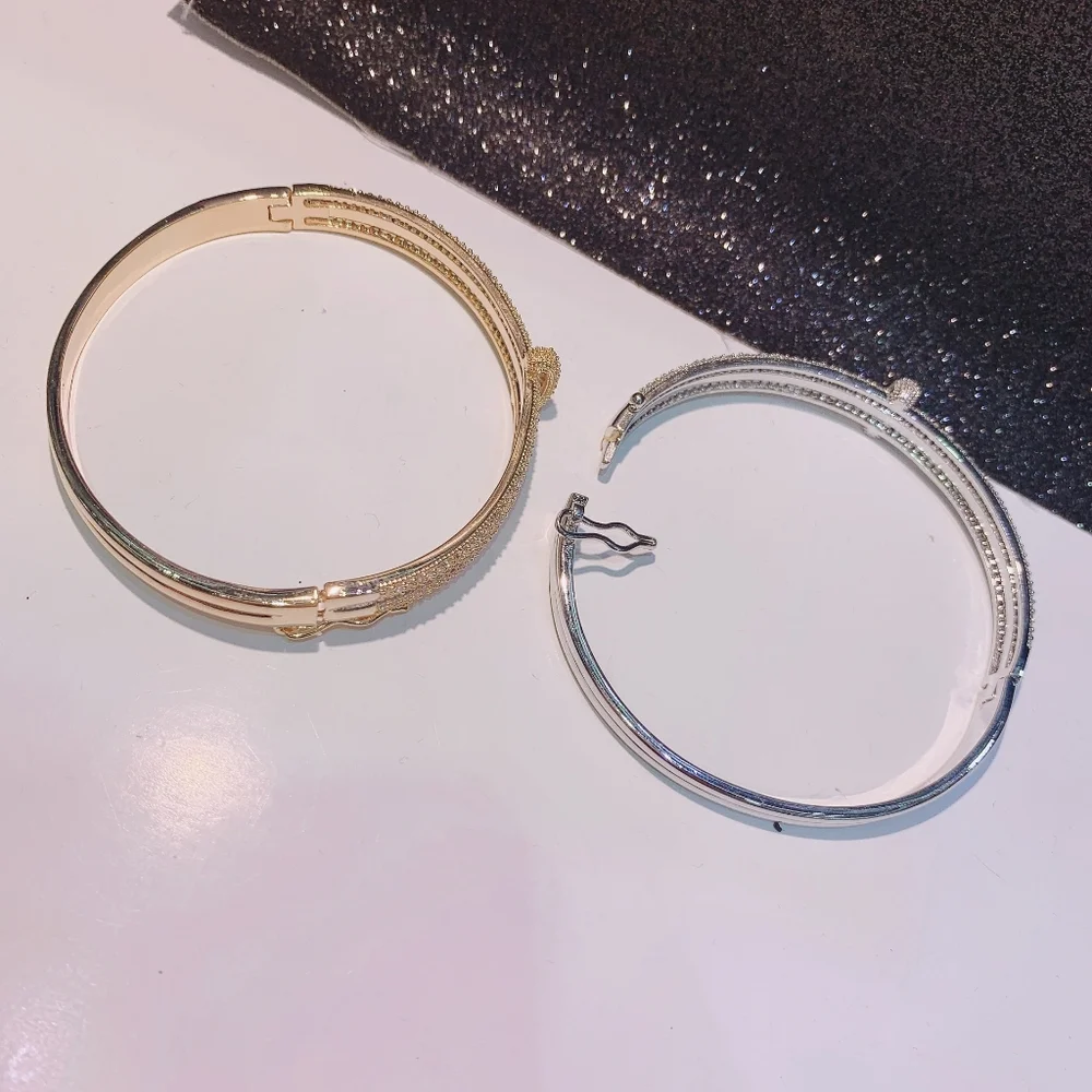 14k gold diamond bracelet - Picture 10 of 12